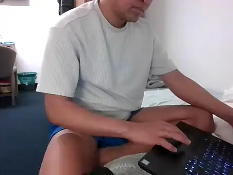 sweetpinoy2027 online show from February 2026 05:17:01 AM