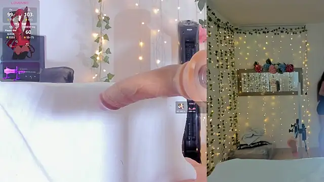 Sweet  Little   online show from January 2026 01:22:01 AM