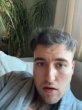 KinkyLovePublic online show from April 2026 06:46:01 AM