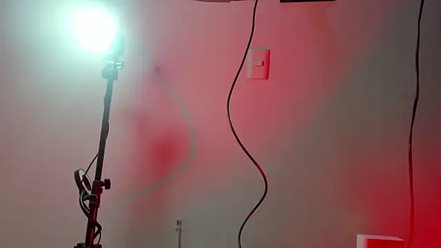 cirosky elchicopolla online show from February 2026 03:12:02 AM