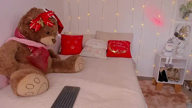 Lily Hiill7 online show from December 2025 06:36:02 PM