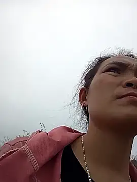 Girl cutee online show from March 2026 02:35:02 AM