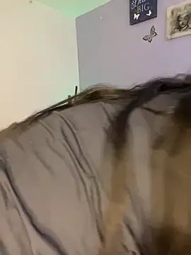 Amyy 1 online show from April 2026 09:01:02 PM