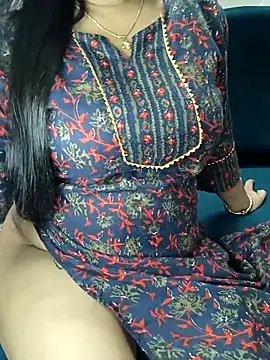 Snapshot of SSiya- chatting on June 2026 08:45:01 PM SSiya- online show from June 2026 08:45:01 PM