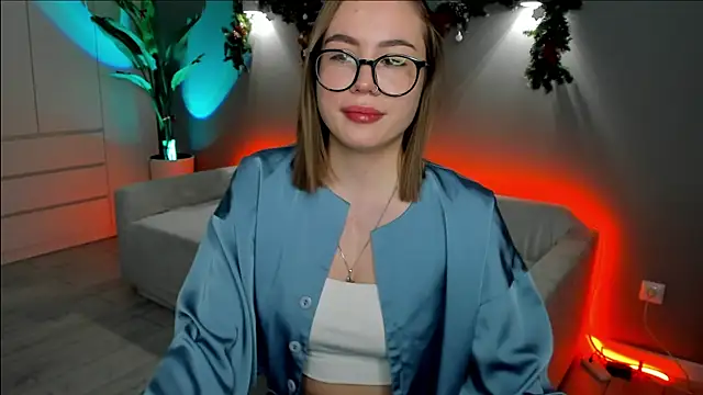 Aurelia Voss online show from December 2025 06:43:01 AM