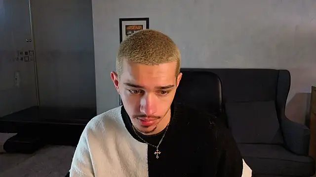 KaydenDrew online show from April 2026 04:31:01 AM