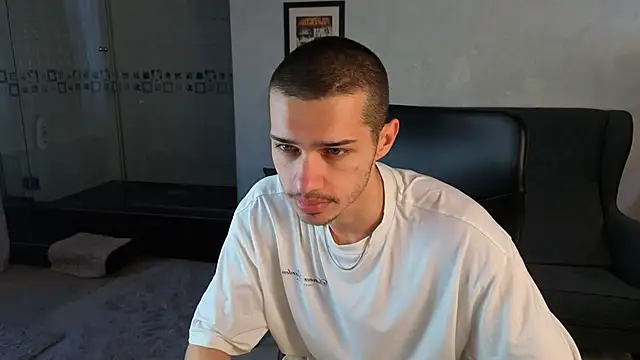 KaydenDrew online show from April 2026 04:30:01 AM