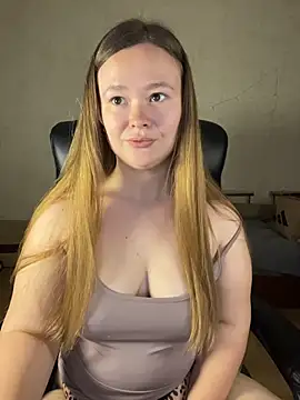 Snapshot of CaramelleSugarr chatting on May 2026 05:21:02 PM CaramelleSugarr online show from May 2026 05:21:02 PM