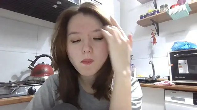 VelmaMaasch online show from December 2025 02:56:02 PM