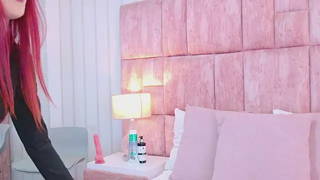 ScarlettFoox online show from February 2026 06:59:01 PM