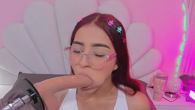 Snapshot of Ary__cherry chatting on December 2025 07:55:01 PM Ary cherry online show from December 2025 07:55:01 PM