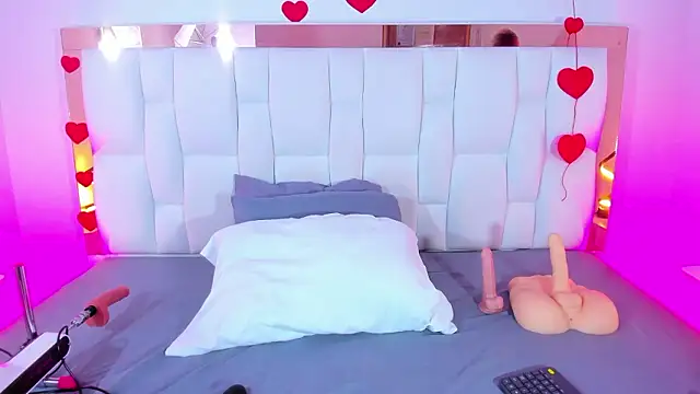 CamilleJuicy  online show from March 2026 12:55:01 PM