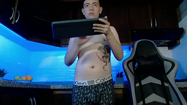 alex xhunter online show from February 2026 07:22:01 PM