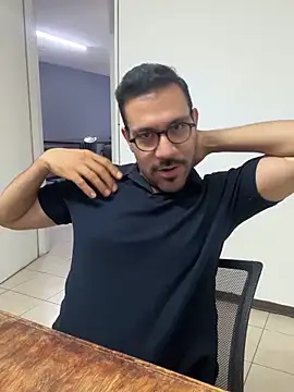 AdrianGarcia89 online show from May 2026 01:11:01 AM