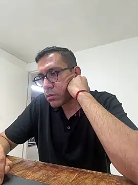 AdrianGarcia89 online show from June 2026 01:04:02 AM