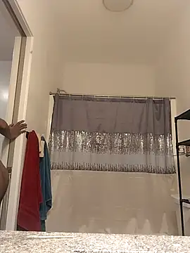 Snapshot of AverageAnt_ chatting on February 2026 05:36:01 AM AverageAnt online show from February 2026 05:36:01 AM