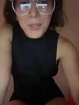 LatinDoll8 online show from April 2026 08:03:02 PM
