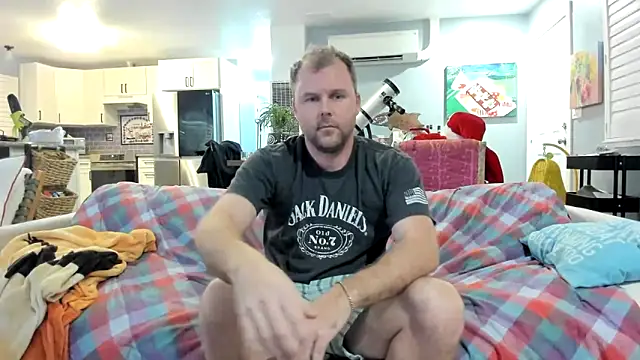 Snapshot of Studmuffin4you chatting on February 2026 03:27:02 AM Studmuffin4you online show from February 2026 03:27:02 AM