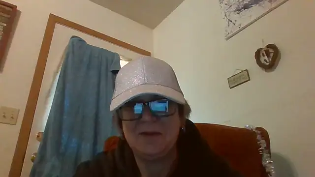 becky1111 online show from April 2026 02:41:01 PM