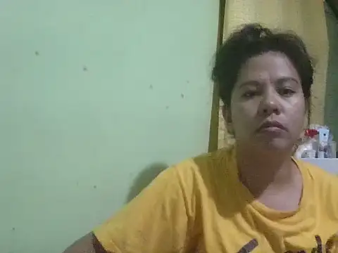 Snapshot of annawet chatting on June 2026 12:14:02 PM annawet online show from June 2026 12:14:02 PM
