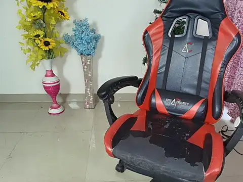 Sneha Crush online show from February 2026 07:07:02 AM