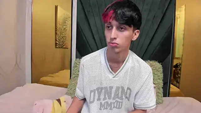 wildboy22  online show from January 2026 01:55:02 AM