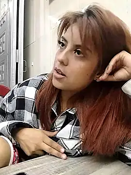 mia hottie2210 online show from January 2026 01:41:02 AM