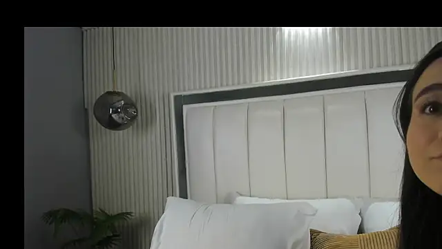 FiorelaSton online show from June 2026 04:05:01 AM