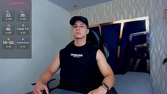 Noah Clarkk online show from March 2026 06:14:02 PM