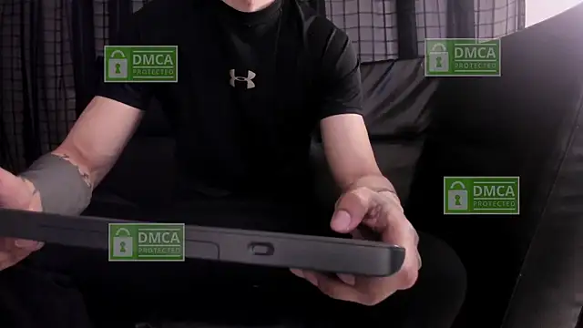 Ink Hung online show from January 2026 02:49:01 AM