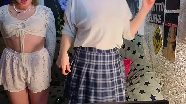 Snapshot of Ntmuforever chatting on December 2025 09:33:01 PM Ntmuforever online show from December 2025 09:33:01 PM