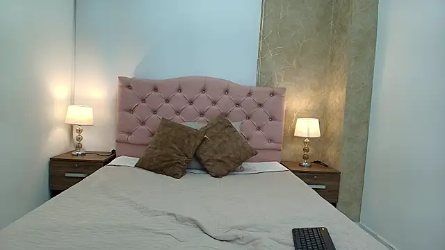 zoe bermudez online show from January 2026 03:32:01 AM