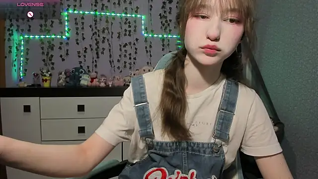 Yoonhee ki online show from June 2026 08:26:02 PM