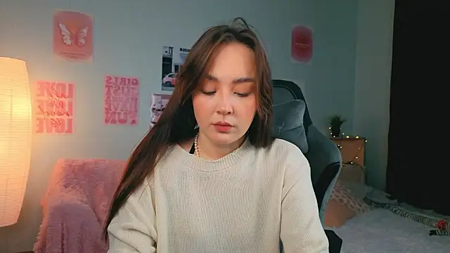 fallin lovee online show from February 2026 07:50:02 PM