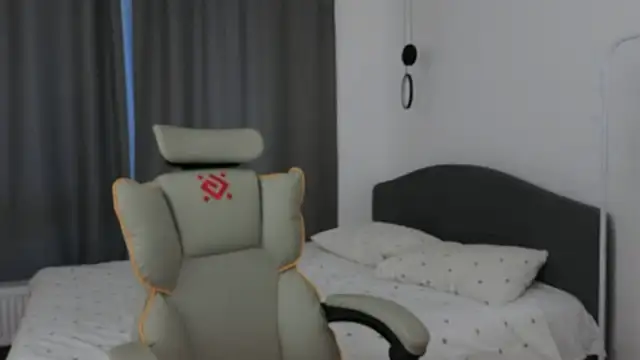 fallin lovee online show from March 2026 01:33:01 PM