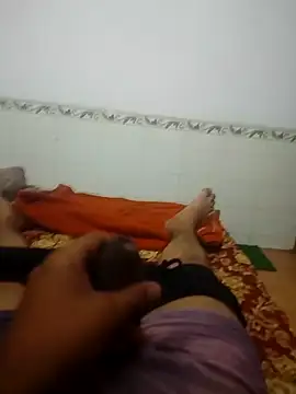 jhonysinc21 online show from April 2026 06:05:02 PM