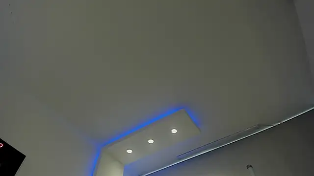 Eliot X online show from January 2026 07:41:01 PM