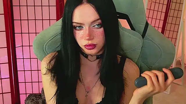 Dark Diva online show from April 2026 09:28:02 PM