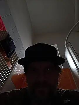 Snapshot of PM12345A chatting on January 2026 09:04:02 AM PM12345A online show from January 2026 09:04:02 AM