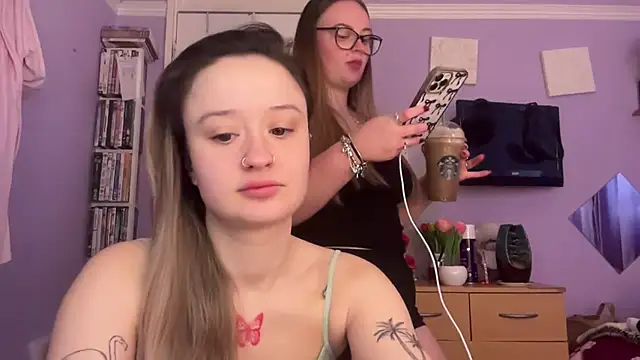 LilyLuck  online show from February 2026 01:40:02 PM