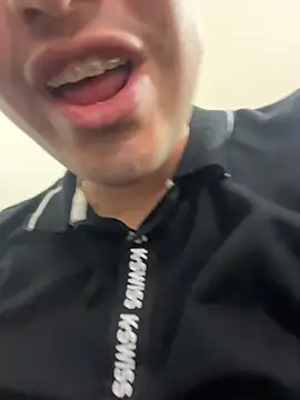 mamitasirena online show from January 2026 11:20:01 PM