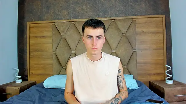 SpaceBoy1 online show from March 2026 04:53:02 AM