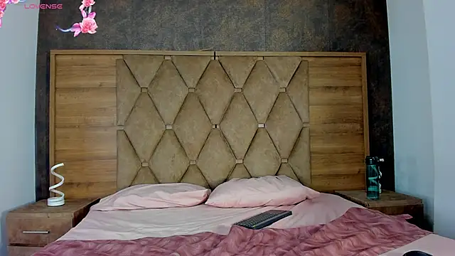 SpaceBoy1 online show from March 2026 05:59:02 AM