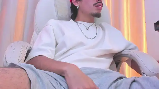 Snapshot of nicopapi_ chatting on January 2026 08:33:01 PM nicopapi online show from January 2026 08:33:01 PM