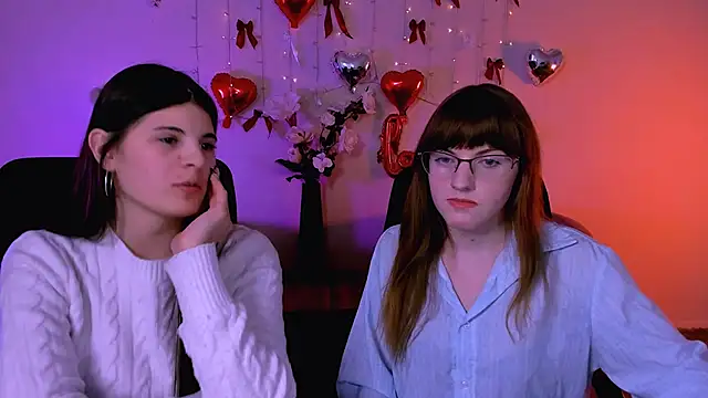 lizzie boom  online show from February 2026 08:05:01 PM