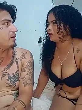 Snapshot of Fresa235 chatting on December 2025 11:24:02 PM Fresa235 online show from December 2025 11:24:02 PM