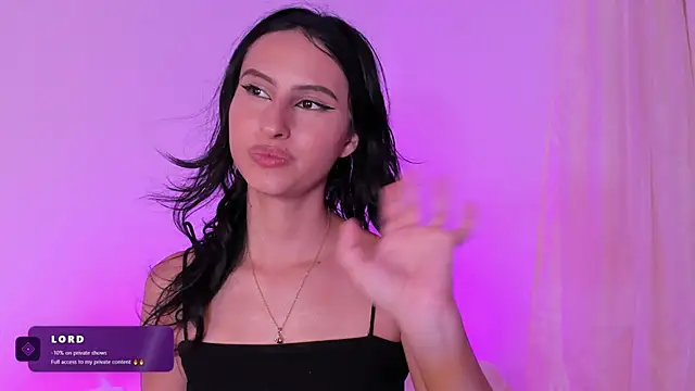 Zoe mrl online show from April 2026 06:10:01 PM