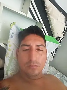 Yrresistible666 online show from February 2026 01:17:01 PM