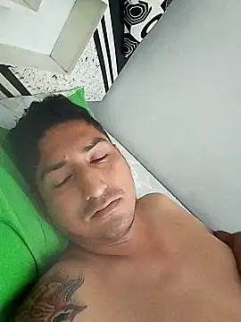 Yrresistible666 online show from February 2026 04:58:02 PM