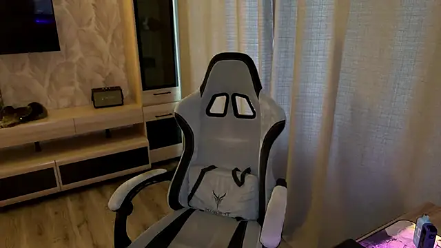 Eddy Blare online show from January 2026 12:55:01 PM